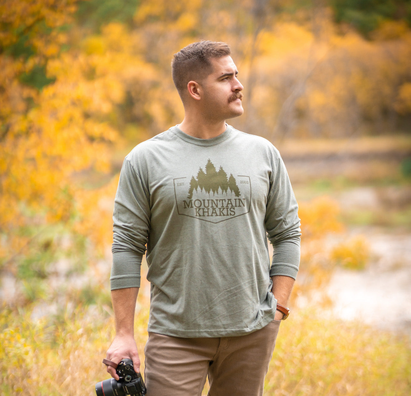 khakis and t shirt