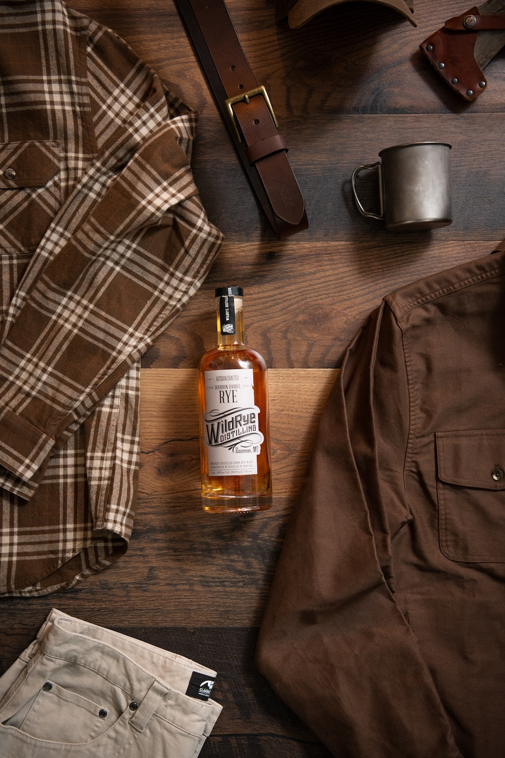 Gift Guide: The Socialman