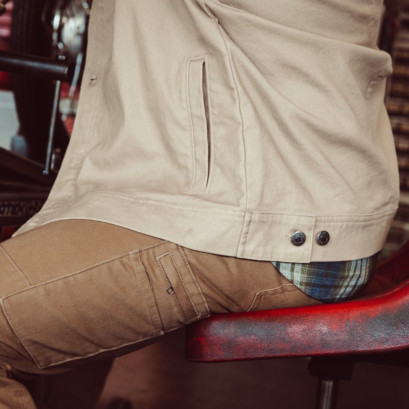Alpine Utility Jacket bottom detail 