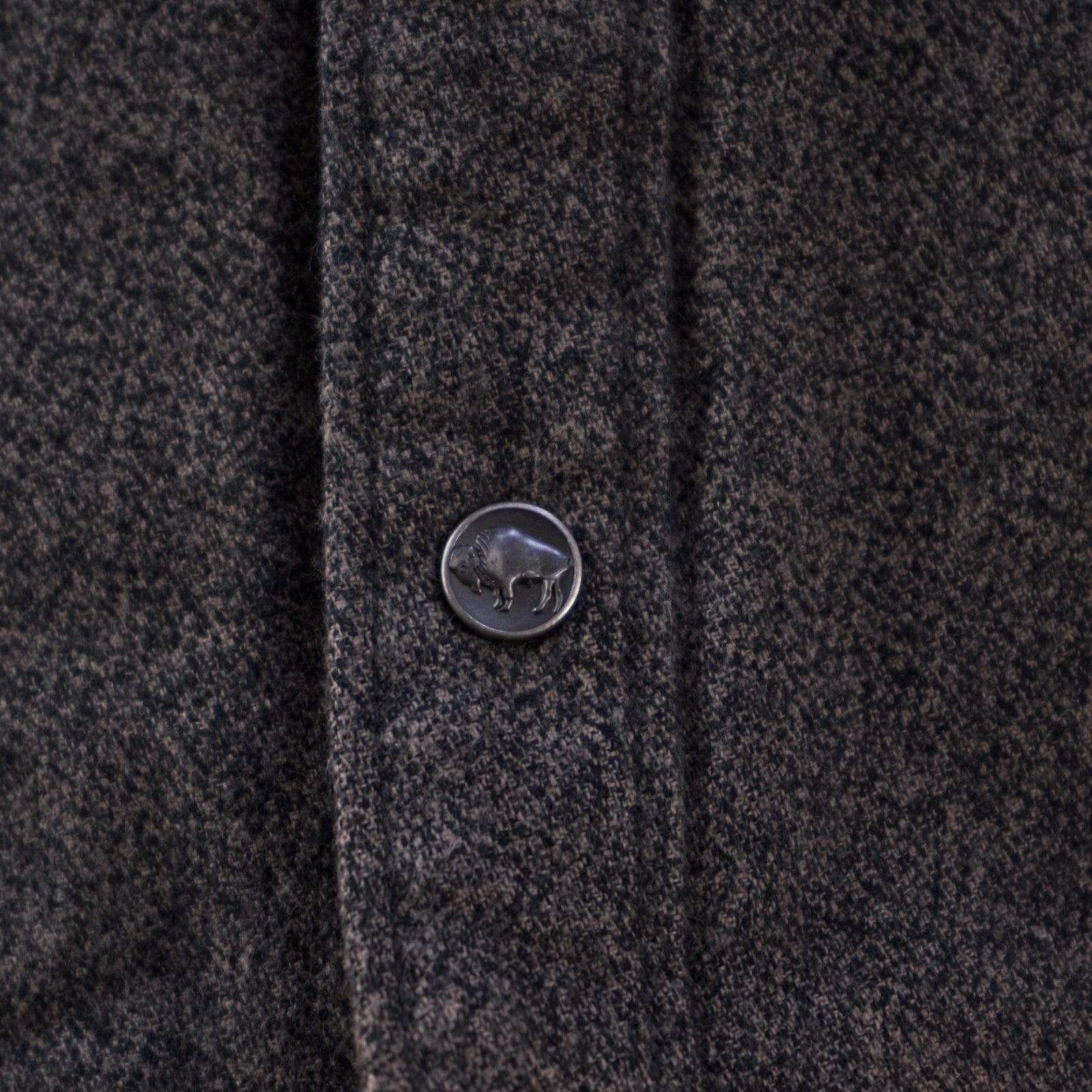 Lincoln Shirtjac bison snap