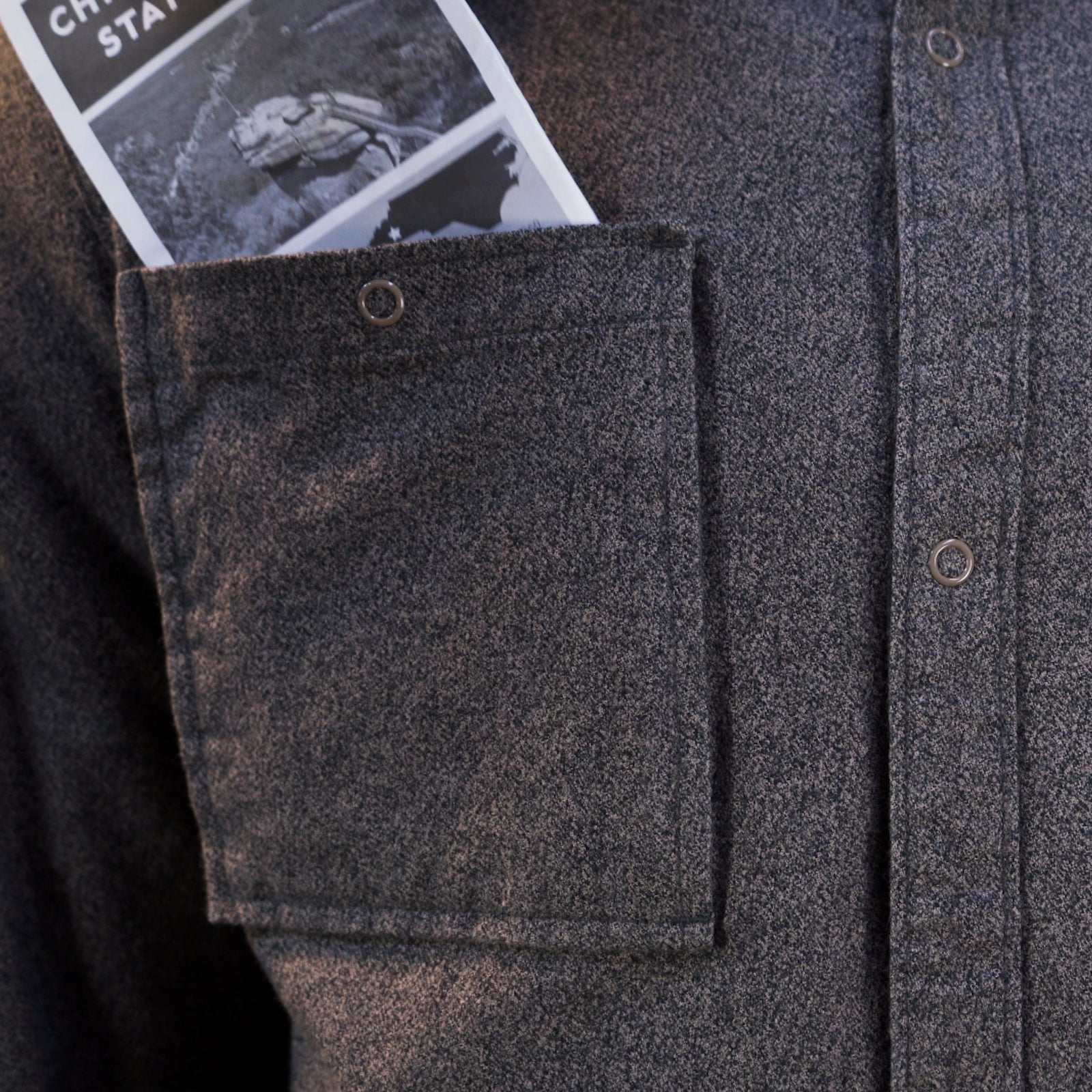 Lincoln Shirtjac front pocket