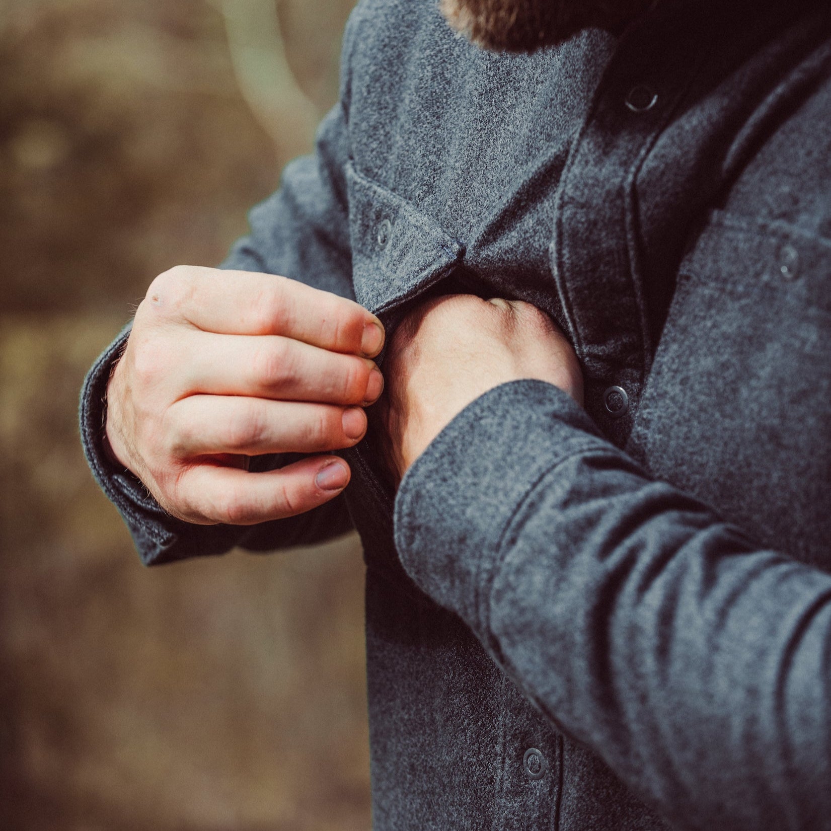 Man wearing Lincoln Shirtjac standing outdoor